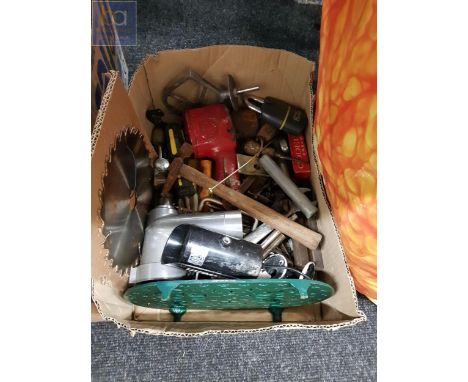 BOX OF TOOLS 