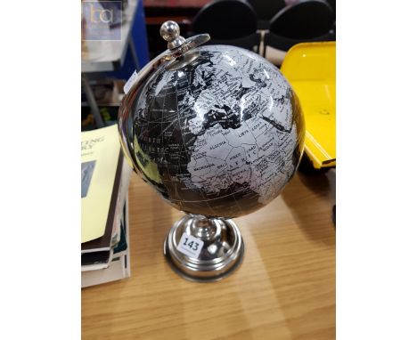 SMALL WORLD GLOBE 