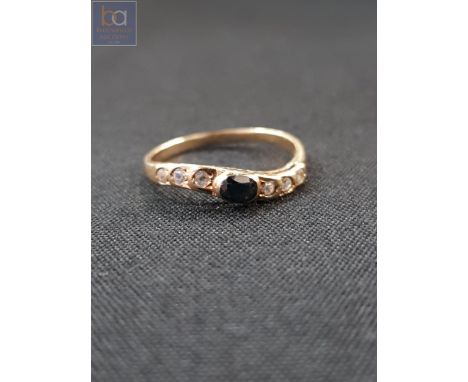 9 CARAT GOLD DRESS RING 