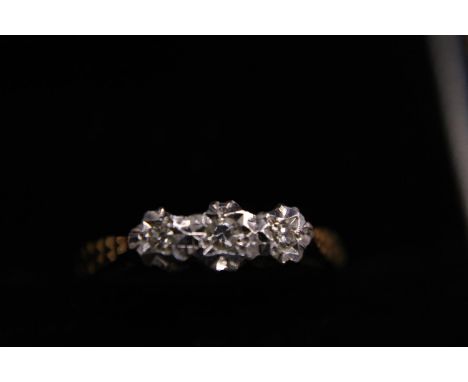 A antique 9ct and three stone diamond ring size M 2.62g 