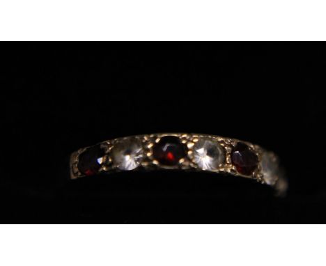 A antique 9ct gold red and white stone ring (missing one stone) size N 1.11g 