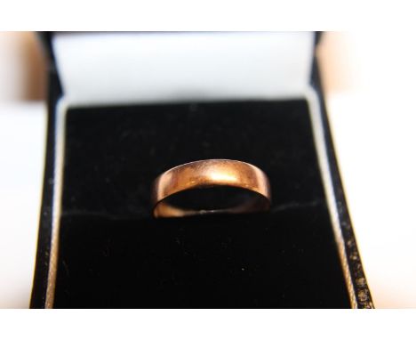A 9ct gold band ring 1.46 grams 