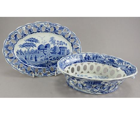 An early nineteenth century blue and white transfer-printed Spode Caramanian series chestnut basket and stand, c. 1810. It is