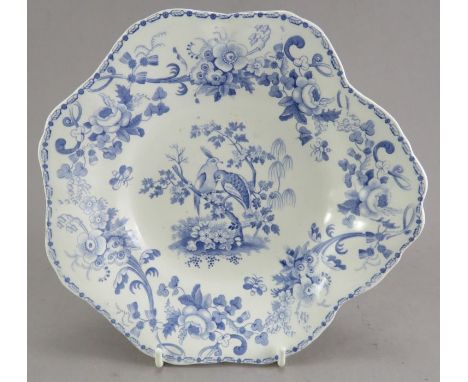 An early nineteenth century blue and white transfer-printed Spode French Birds pattern handled dessert dish, c. 1833. It is m