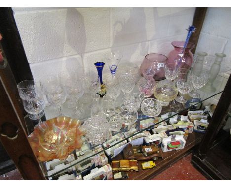 Shelf of glass to include set of 8 crystal wine glasses