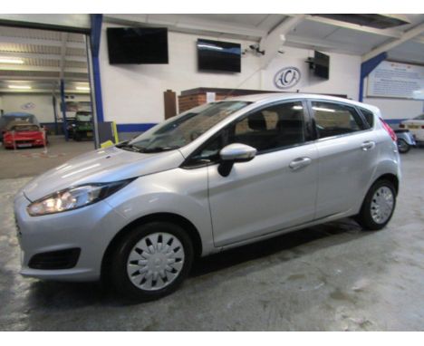 Make &amp; Model: Ford Fiesta Style Eco TDCIDate of Reg: FE13 TTJColour: Silvercc: 1560MoT: 22-11-2022Fuel Type: DIESELMileag