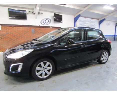 Make &amp; Model: Peugeot 308 Active HDIDate of Reg: NV12 BFLColour: Blackcc: 1560MoT: 29-01-2022Fuel Type: DIESELMileage: 84