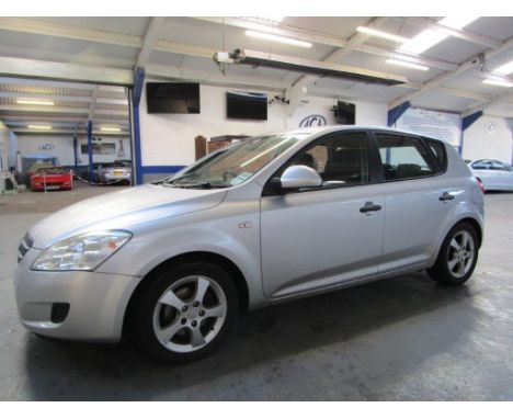 Make &amp; Model: Kia Ceed GS CRDiDate of Reg: LD58 OEWColour: Silvercc: 1582MoT: 12-07-2022Fuel Type: DIESELMileage: 139kTra