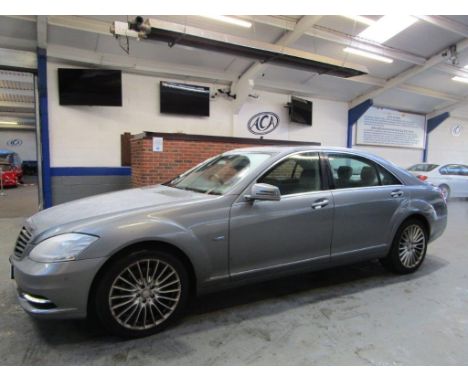 Make &amp; Model: Merc. S350 Bluetec B-FY L CDiDate of Reg: YT61 TLVColour: Silvercc: 2987MoT: 04-11-2022Fuel Type: DIESELMil