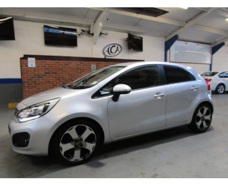 Make &amp; Model: Kia Rio 3 Eco CRDIDate of Reg: FW12 OHFColour: Silvercc: 1396MoT: 10-01-2022Fuel Type: DIESELMileage: 99kTr