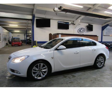 Make &amp; Model: Vauxhll Insignia SRi NAV CDTiDate of Reg: FD12KTFColour: Whitecc: 1956MoT: 06-09-2022Fuel Type: DIESELMilea