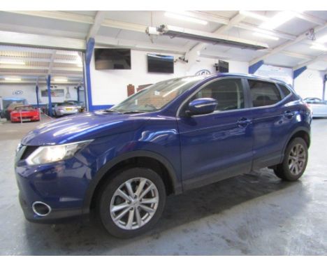 Make &amp; Model: Nissan Qashqai Acenta Prem DCDate of Reg: LP14 KGKColour: Bluecc: 1461MoT: 28-07-2022Fuel Type: DIESELMilea