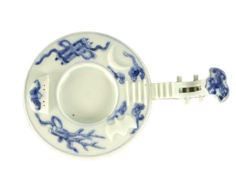 A 19TH CENTURY CHINESE BLUE AND WHITE PORCELAIN BRUSH/PEN REST FORMED AS A PIPA LUTE having four character mark signature to 