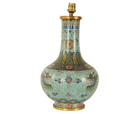 AN 18TH CENTURY CHINESE CLOISONNÉ ENAMEL VASE depicting two entwined five claw dragons to the body with leafwork decoration a