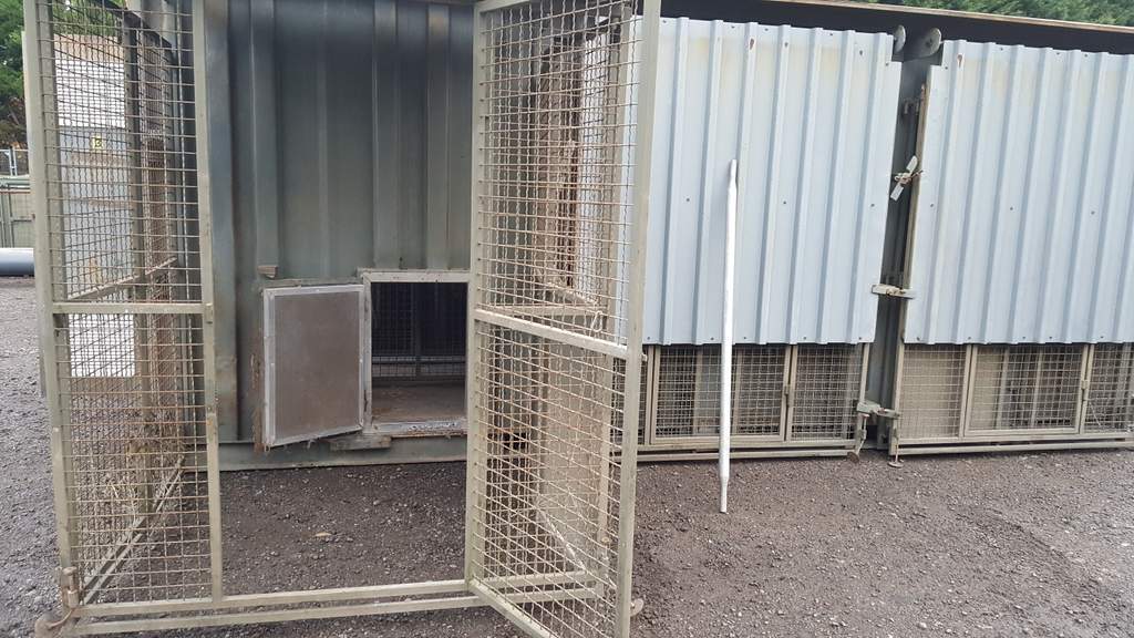 20ft Containerised Dog Kennels