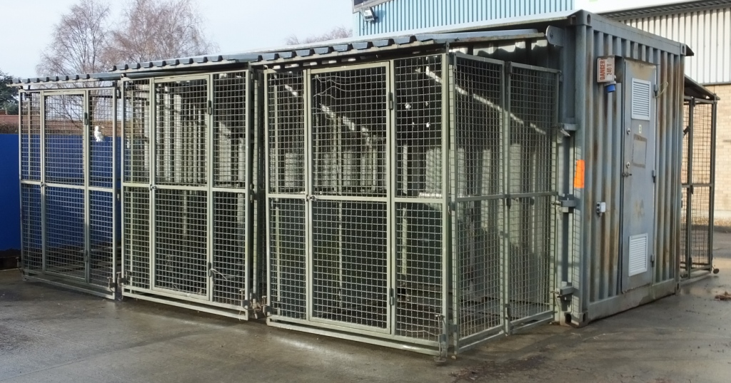 20ft Containerised Dog Kennels