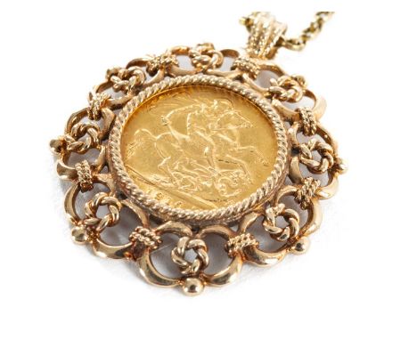EDWARD VII GOLD SOVEREIGN, 1910, in 9ct gold pierced pendant mount, on 9ct gold circle link chain, 23.4gmsProvenance: decease