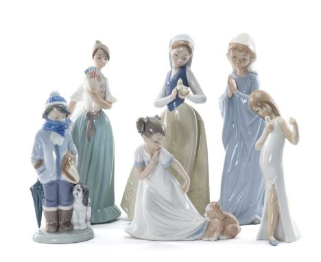 SIX NAO & LLADRO FIGURES including, Winter 5220 21cms, Girl with Puppy 1434 17cms, Praying Girl 27cms, Girl with Duckling 27c