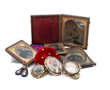 Cites ASSORTED JEWELLERY & COLLECTABLES comprising Mughal School portrait miniature in gold plated copper frame with bar broo