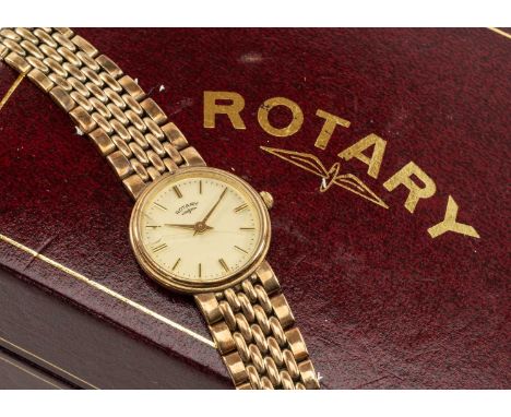 9CT GOLD LADY'S ROTARY WRISTWATCH, baton hour markers, with integrated 9ct gold brick link bracelet, 33.0gms, in Rotary boxPr