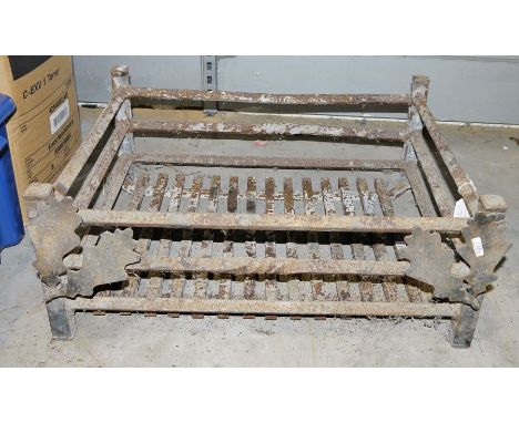 Cast iron fire grate&nbsp;