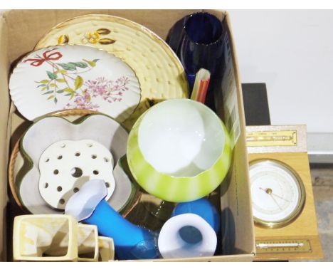 Small quantity of ceramics and glass&nbsp;including Minton flower decorated plate C2599C, Myott, Son &amp; Co plate, etc (1 b