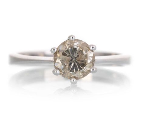 DIAMOND SOLITAIRE RING, set with a round brilliant cut diamond of approximately 1.00 carat, in eighteen carat white gold, siz