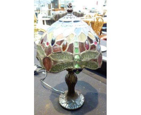 Art Deco dragonfly design table lamp. H: 35 cm to top of finial