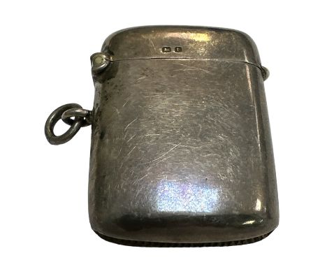 Georgian silver vesta case with ring pull, hallmarked to interior for William Hair Haseler, Birmingham, 1918. Weight approx. 