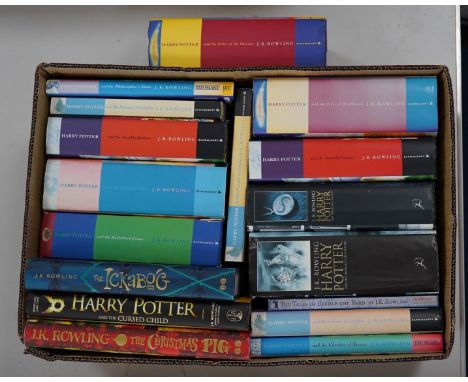 ° ° Rowling, J.K. - Harry Potter and the Goblet of Fire 1st edition pictorial boards and d/wrapper; 2000; Rowling, J. K. - Ha