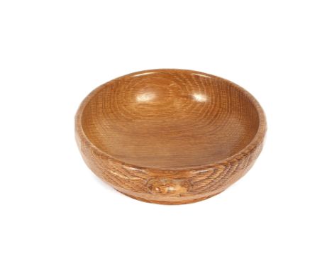 A Mouseman carved oak bowl,&nbsp;15cm dia.