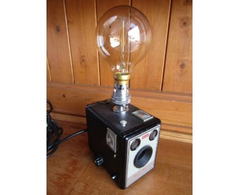 A Brownie vintage camera lamp 