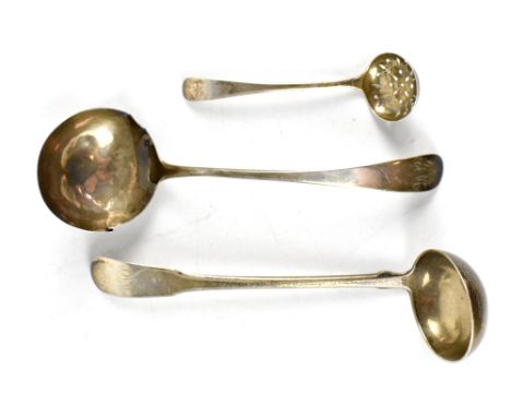 A George III hallmarked silver sifter spoon, London 1815, Sarah and John William Blake, an early 19th century Robert Gray &am