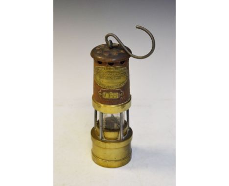 Vintage brass and steel Welsh miners lamp by E.Thomas & Williams Ltd of Aberdare, Cambrian No.3M model, dated 1949   Conditio