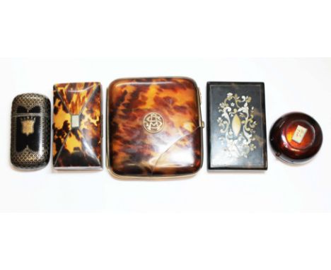 Assorted tortoiseshell objet d'art comprising a hallmarked 9ct gold and tortoiseshell cigarette case, a pique inlaid etui cas