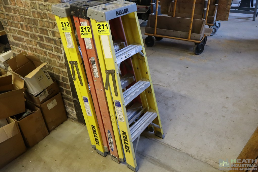 Lot 211