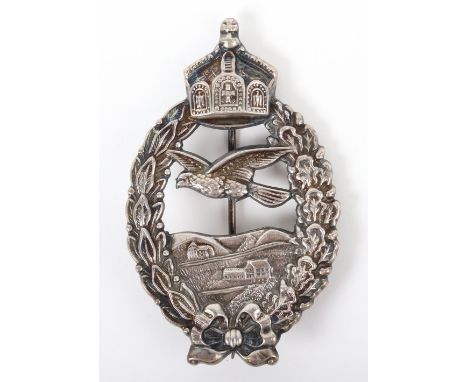 Imperial German Prussian Commemorative Pilots Badge, silvered example of the Prussian pilots badge with voided section as pur