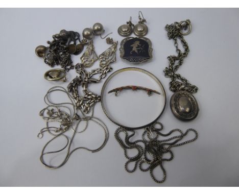 A Quantity of Vintage and Antique Silver Jewellery, including a gate link neck chain, Art Nouveau earrings, locket and chain,