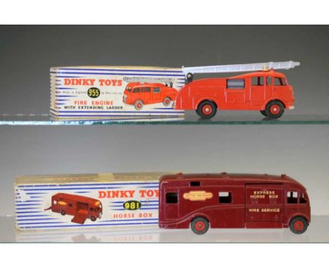 Dinky Toys - 981 Horse Box, together with 955 Fire Engine with extending ladder, both boxed (2)