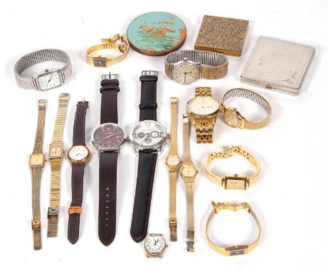 Mixed lot of various wristwatches and three compacts, makes of the watches include Timex, Accurist, Lorus and Sekonda