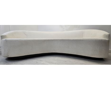 Sofa, contemporary of curved outline. H.73 W.250 D.130cm. 