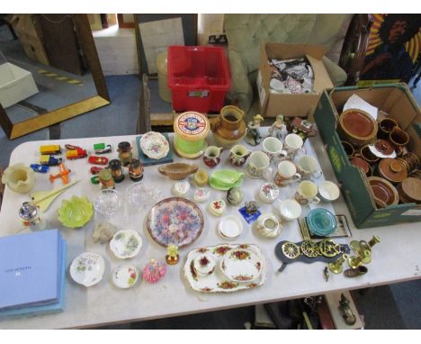 A mixed collection of items to include two Royal Worcester porcelain figures 'Tommy' and 'June', a Kosta Boda glass dish, a H
