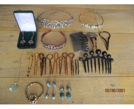 Early 20th century costume jewellery and hair accessories to include three tiaras and a jade pendant A/F with gold link stamp