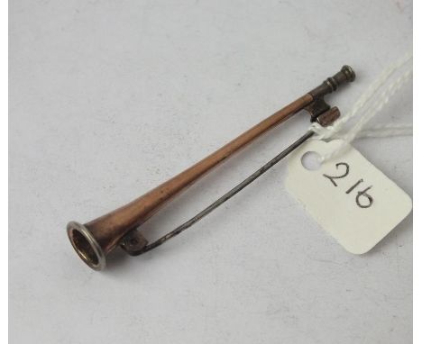 Hunting horn brooch 4cm long     