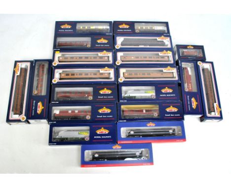 BACHMANN BRANCH-LINE; twenty items of 00 gauge rolling stock including 34-251 57ft corridor first/third crimson LMS, 34-427 6