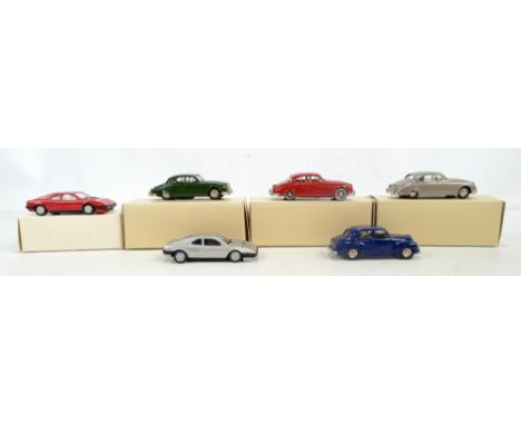 GRAND PRIX MODELS; two Ferrari Mondial 8s in silver and red liveries and three Jaguar MkIIs in silver, green and red liveries