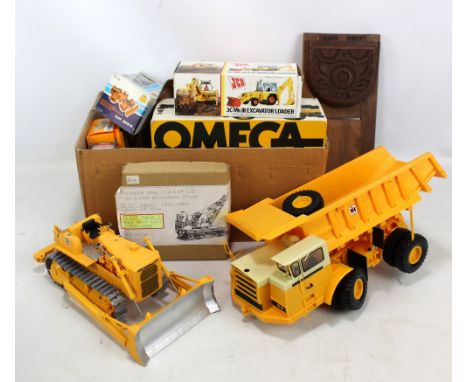 A group of predominantly boxed construction related vehicles including Corgi, Terex GM 82-50 Crawler, Joal, Motorart JCB, P&a