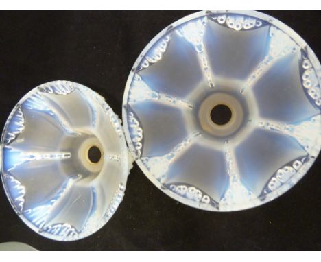 Shop fittings/architectural salvage - Seven pendant lampshades of opalescent glass, moulded as icebergs, 20.5cm diam (7)