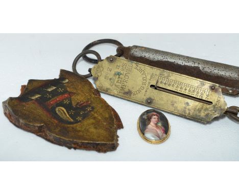 Salters Improved spring balance, Salters Pocket scale, wooden shield and ladies gilt brooch with female portrait