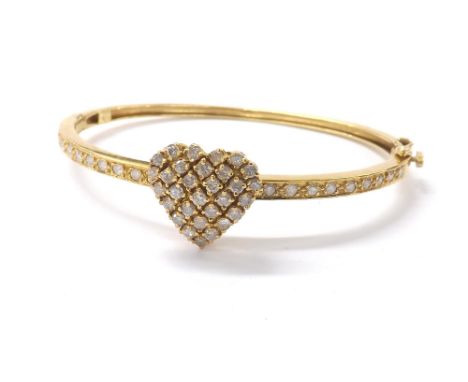 18k yellow gold diamond heart bangle, round brilliant-cuts, 15.2gm
